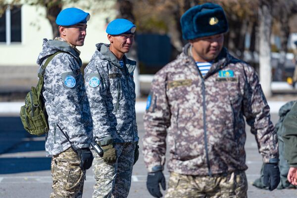 Самому молодому казахстанскому миротворцу 21 год - Sputnik Казахстан