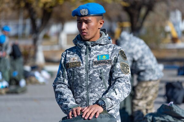 Перед отправкой в Ливан казахстанские миротворцы проходили психологические тесты - Sputnik Казахстан