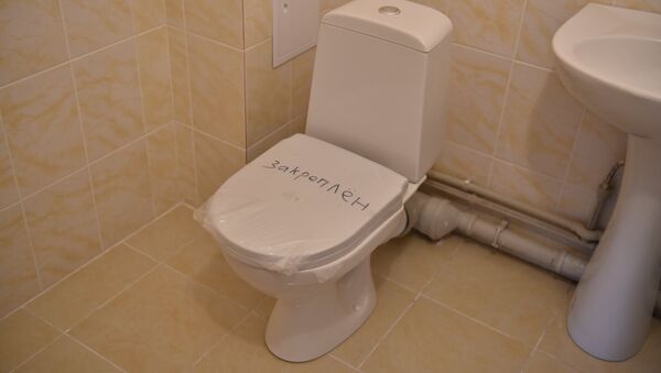 Нотации о туалете вызвали скандал вокруг казахского языка в Акмолинском учебном комбинате
