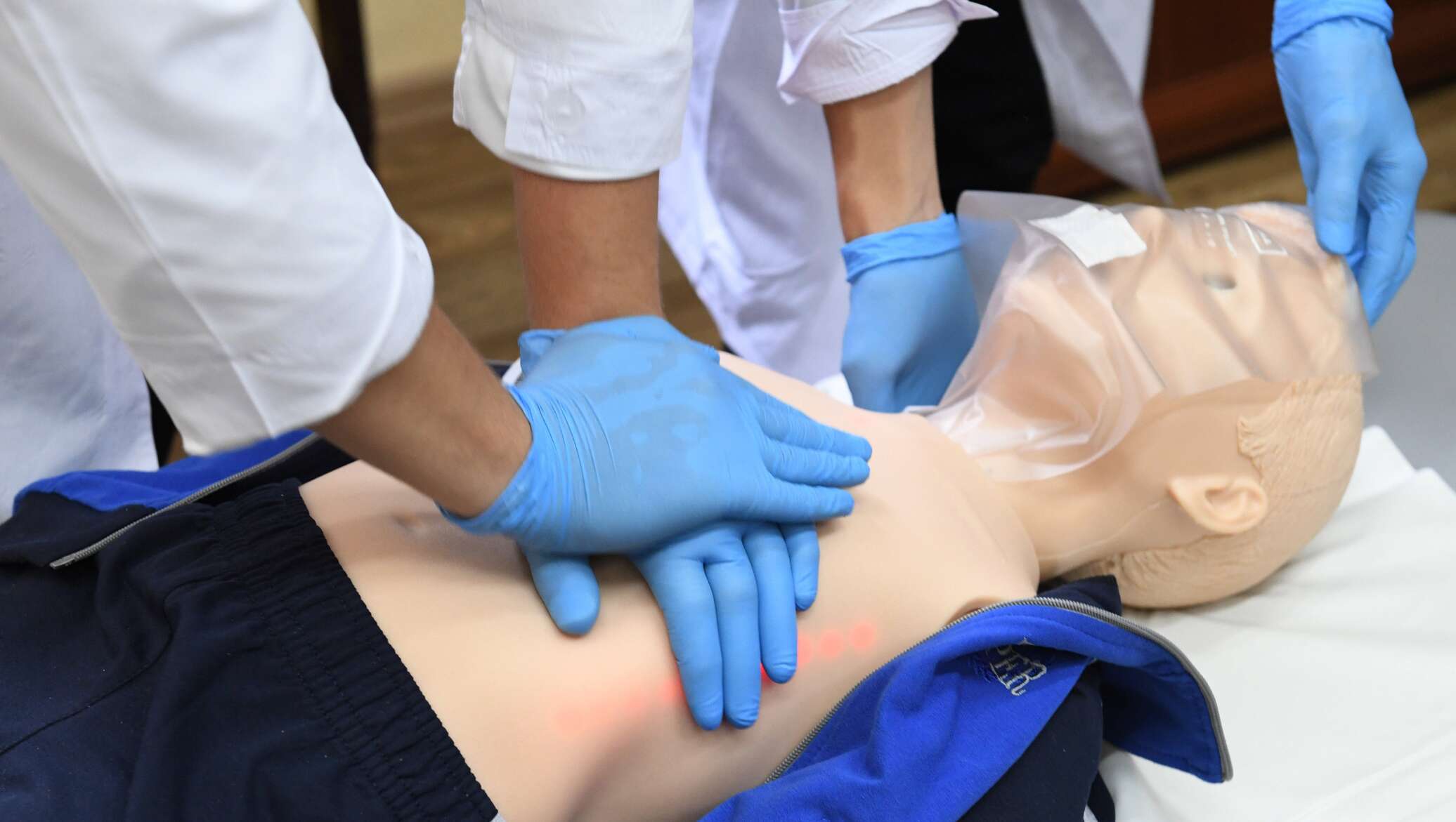 Қызға клиторлық көбелекті қалай киюге болады