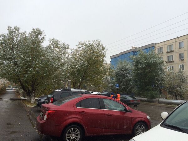 Снег выпал 11 октября в Астане - Sputnik Казахстан