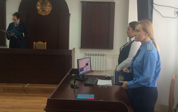 За покушение на мошенничество и подстрекательство к даче взятки осужден павлодарский адвокат - Sputnik Казахстан