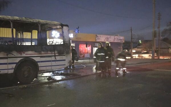 В Кокшетау загорелся маршрутный автобус - Sputnik Казахстан