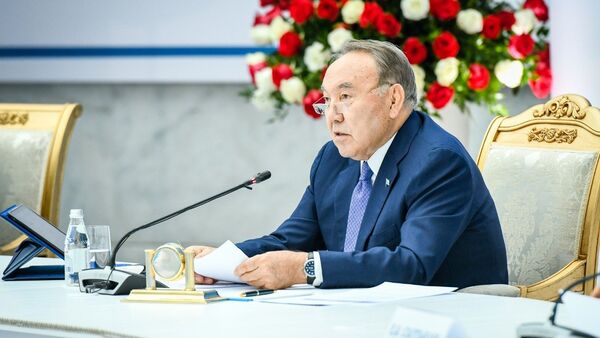 Президент Казахстана Нурсултан Назарбаев на заседании Astana Club - Sputnik Казахстан
