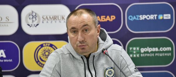 Главный тренер сборной Казахстана Станимир Стоилов Главный тренер сборной Казахстана Станимир Стоилов - Sputnik Казахстан
