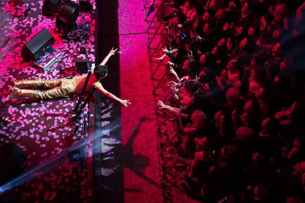 Димаштың Лондондағы концерті Димаштың Лондондағы концерті - Sputnik Қазақстан