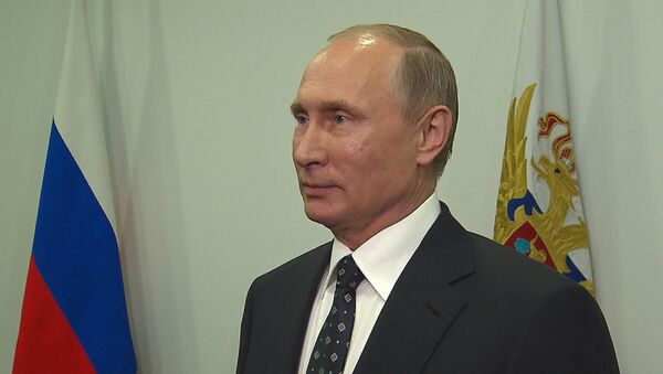 Путин объяснил, почему не состоялся его визит во Францию - Sputnik Казахстан