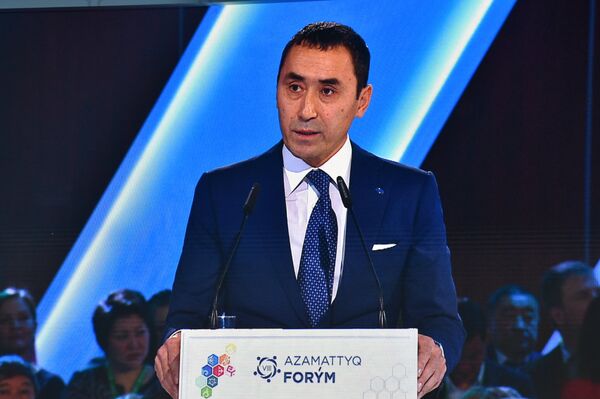 Казахстанский бизнесмен Айдын Рахимбаев на VIII-м Гражданском форуме в Астане Казахстанский бизнесмен Айдын Рахимбаев на VIII-м Гражданском форуме в Астане - Sputnik Казахстан