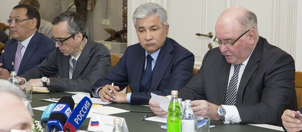 Посол Казахстана в РФ Имангали Тасмагамбетов на конференции Казахстан-Россия: горизонты стратегического партнерства в Москве - Sputnik Казахстан