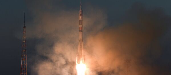 Старт ракеты-носителя Союз-ФГ с пилотируемым кораблем Союз МС-11 - Sputnik Казахстан