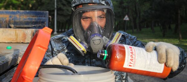 Сотрудник службы дезинфекции, архивное фото - Sputnik Казахстан