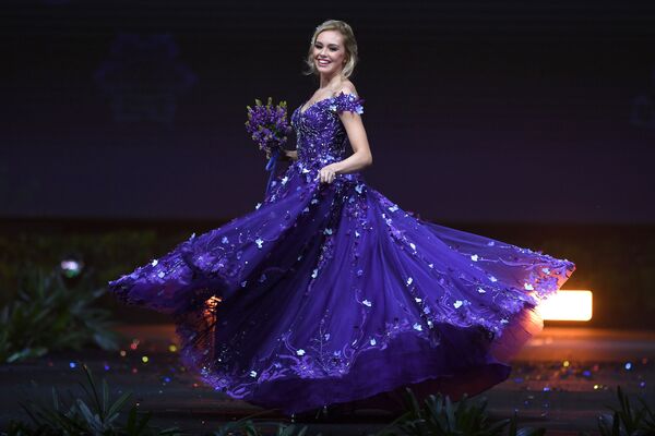 Представительница Исландии во время показа национальных костюмов в рамках конкурса Мисс Вселенная 2018 в Таиланде - Sputnik Казахстан
