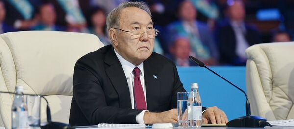 Президент Казахстана Нурсултан Назарбаев Президент Казахстана Нурсултан Назарбаев - Sputnik Казахстан