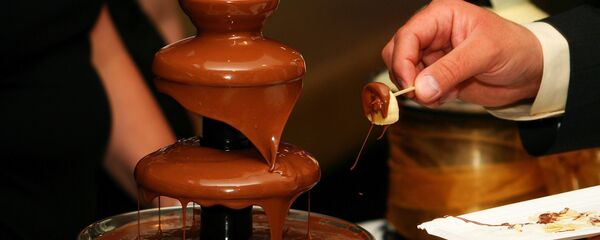 Шоколадный фонтан Шоколадный фонтан - Sputnik Казахстан