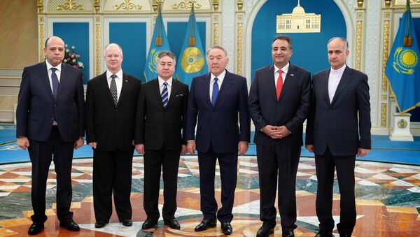 Нұрсұлтан Назарбаев бірнеше мемлекеттің елшісінен сенім грамотасын қабылдады - Sputnik Қазақстан