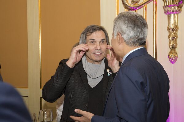 Гости приема в посольстве Казахстана в России по случаю Дня Независимости - Sputnik Казахстан