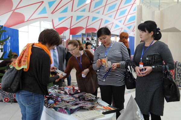 Гости выставки Гости выставки - Sputnik Казахстан