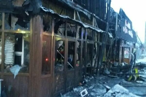 В поселке Балпык Алматинской области сгорел продуктовый одноэтажный магазин - Sputnik Казахстан