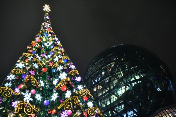 Церемония зажжения главной новогодней елки Астаны - Sputnik Казахстан