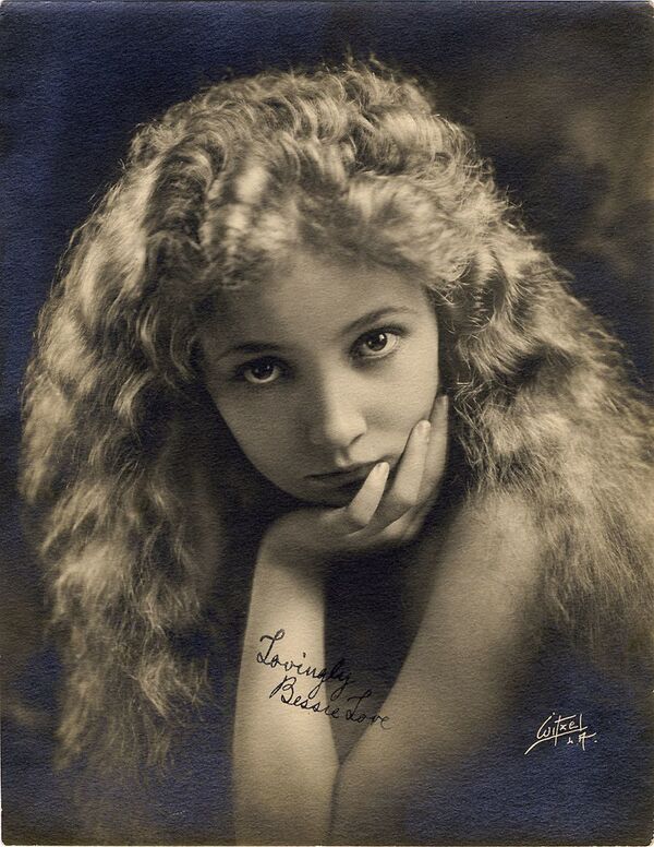Американская актриса немого кино Бесси Лав, 1920 год - Sputnik Казахстан