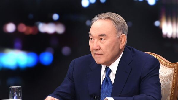 Нурсултан Назарбаев, интервью казахстанским СМИ - Sputnik Қазақстан