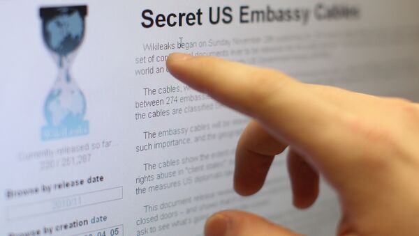Пользователи интернета читают сайт WikiLeaks - Sputnik Казахстан