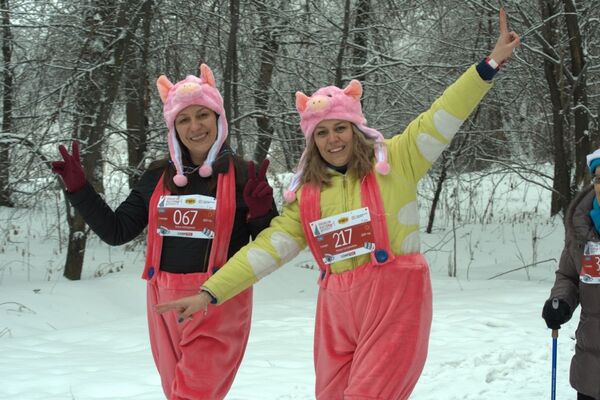 Участники новогоднего марафона - Sputnik Казахстан