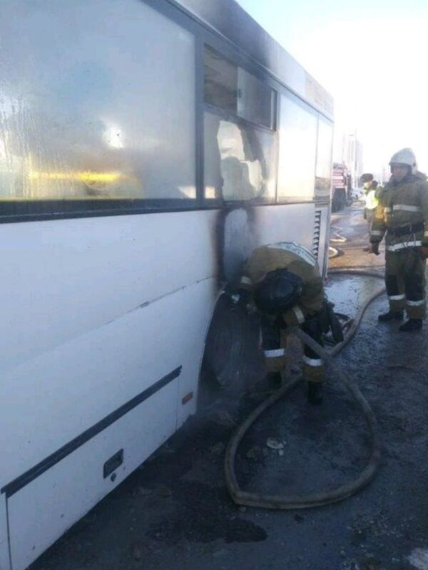 Автобус загорелся в Астане - Sputnik Казахстан