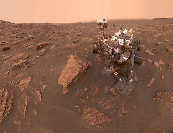 Марсоход Curiosity сделал селфи во время марсианской бури - Sputnik Казахстан
