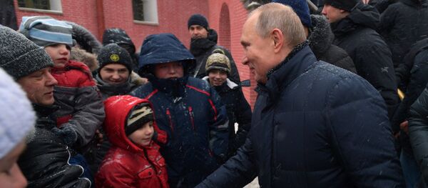 Президент РФ В. Путин посетил Петропавловскую крепость - Sputnik Казахстан