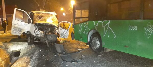 ДТП со смертельным исходом в микрорайоне Шанырак ДТП со смертельным исходом в микрорайоне Шанырак - Sputnik Казахстан