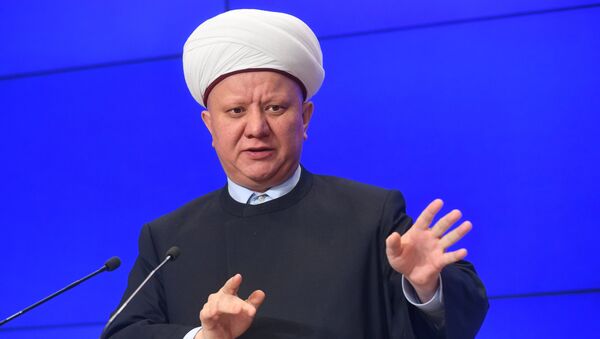 Председатель Духовного собрания мусульман России, член Общественной палаты РФ муфтий Альбир Крганов - Sputnik Казахстан