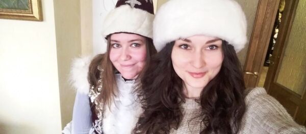 Елизавета Осипова и Анастасия Решетникова Елизавета Осипова и Анастасия Решетникова - Sputnik Казахстан