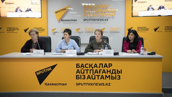 Проблему подкидышей и целесообразность бэби-боксов обсудили в Астане - Sputnik Казахстан