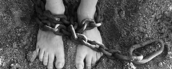 Үлкен мүшесі порно видео отырды