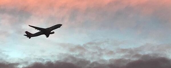 Самолет в аэропорту Анталии Самолет в аэропорту Анталии - Sputnik Казахстан