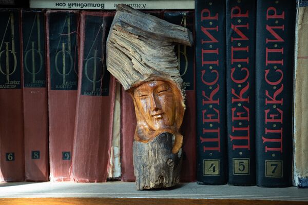 Ели клей и пили воду из луж: заслуженный врач рассказал о блокаде Ленинграда Ели клей и пили воду из луж: заслуженный врач рассказал о блокаде Ленинграда - Sputnik Казахстан