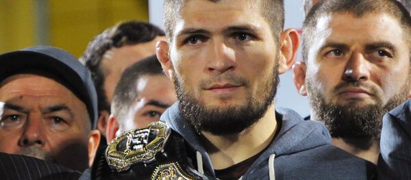 Чествование Хабиба Нурмагомедова в Махачкале - Sputnik Казахстан