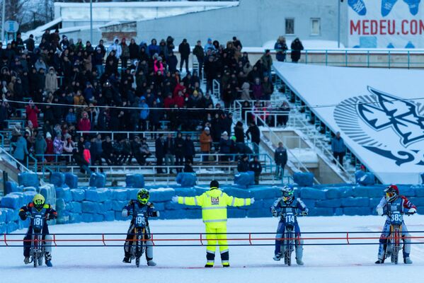 Финал личного Чемпионата мира по мотогонкам на льду - Sputnik Казахстан