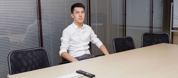 Пиар специалист компании Bilim Media Group Акжан Тамай Пиар специалист компании Bilim Media Group Акжан Тамай - Sputnik Казахстан