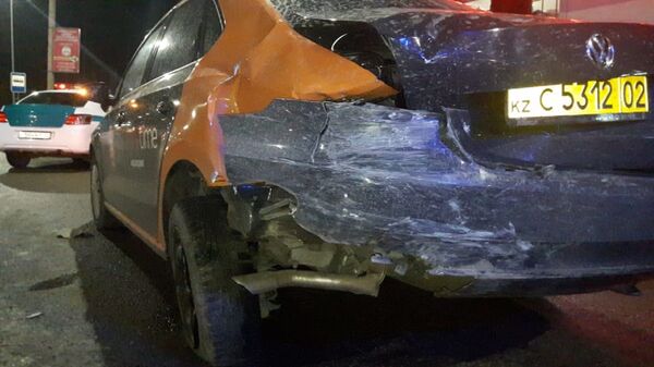Автомобиль каршеринга попал в ДТП в Алматы: пострадал пассажир - Sputnik Казахстан