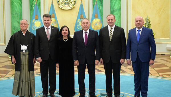 Президент поздравил послов с официальным началом дипломатической миссии в Казахстане - Sputnik Казахстан