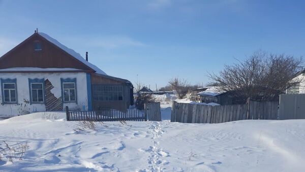 Дом, в котором чуть не замерз сельчанин - Sputnik Казахстан