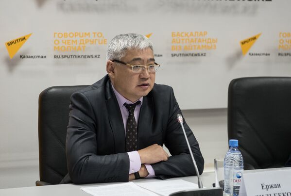 Директор Республиканского координационного центра по проблемам инсульта Ержан Адильбеков - Sputnik Казахстан