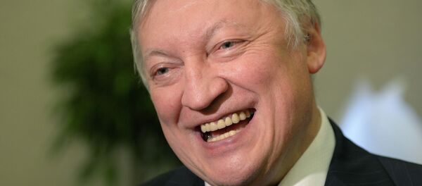 Экс-чемпион мира по шахматам Анатолий Карпов - Sputnik Казахстан