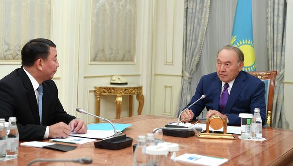 Встреча главы государства с директором Службы внешней разведки РК Сырбар» Габитом Байжановым, архивное фото - Sputnik Казахстан