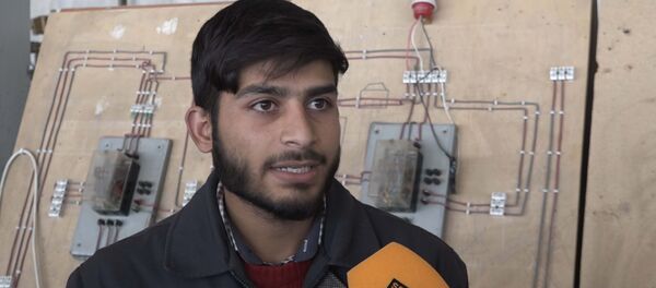 Студент Муджиб Рахман стремится стать хорошим инженером, чтобы улучшить жизнь афганского народа  - Sputnik Казахстан