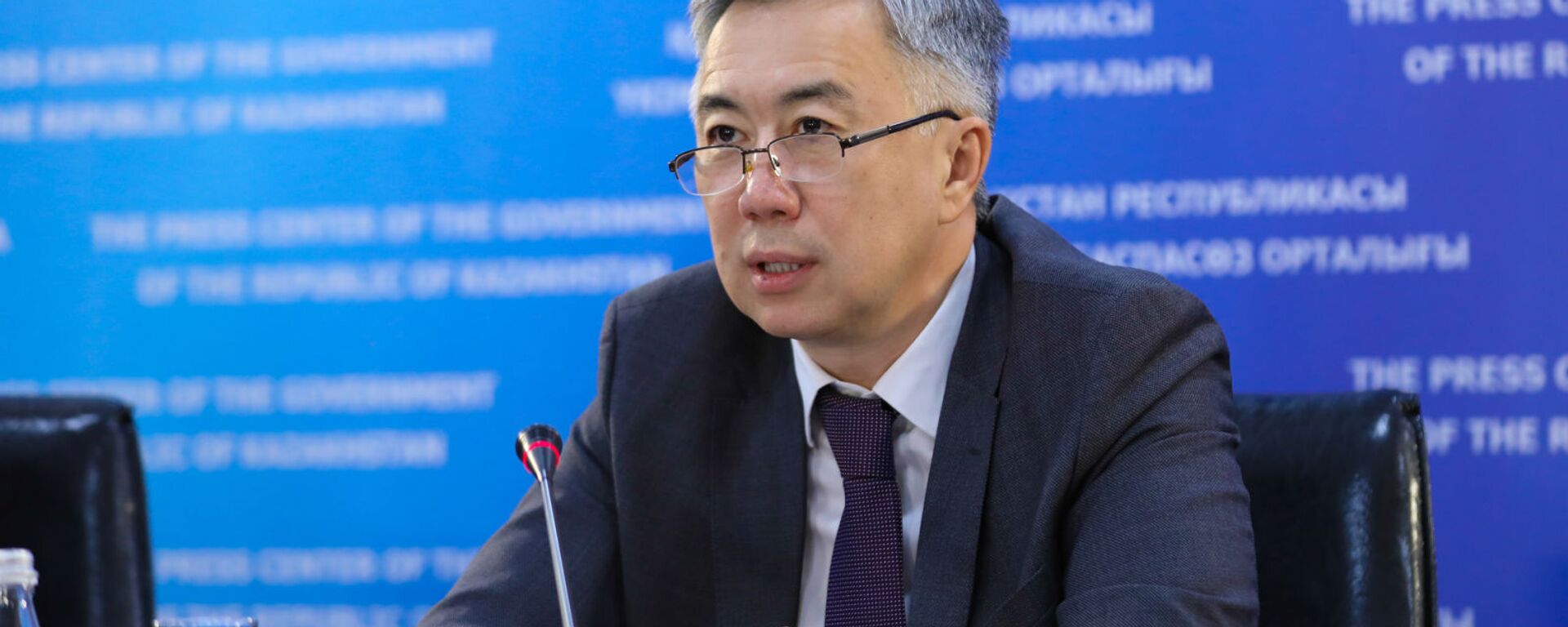 Председатель Агентства по защите и развитию конкуренции Казахстана Серик Жумангарин
 - Sputnik Казахстан, 1920, 24.12.2021
