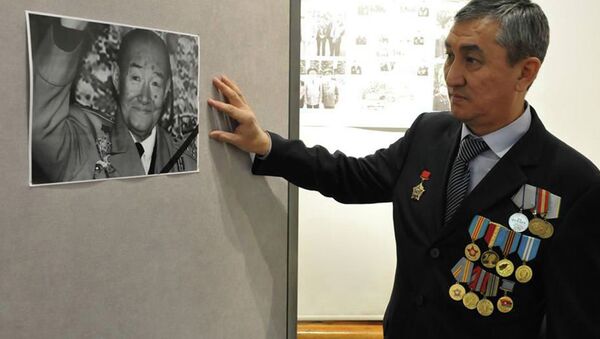 В Музее Алматы открылась выставка к годовщине вывода войск из Афганистана - Sputnik Казахстан