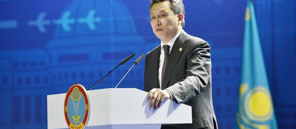 Аким Астаны Бахыт Султанов на отчетной встрече с населением  - Sputnik Казахстан